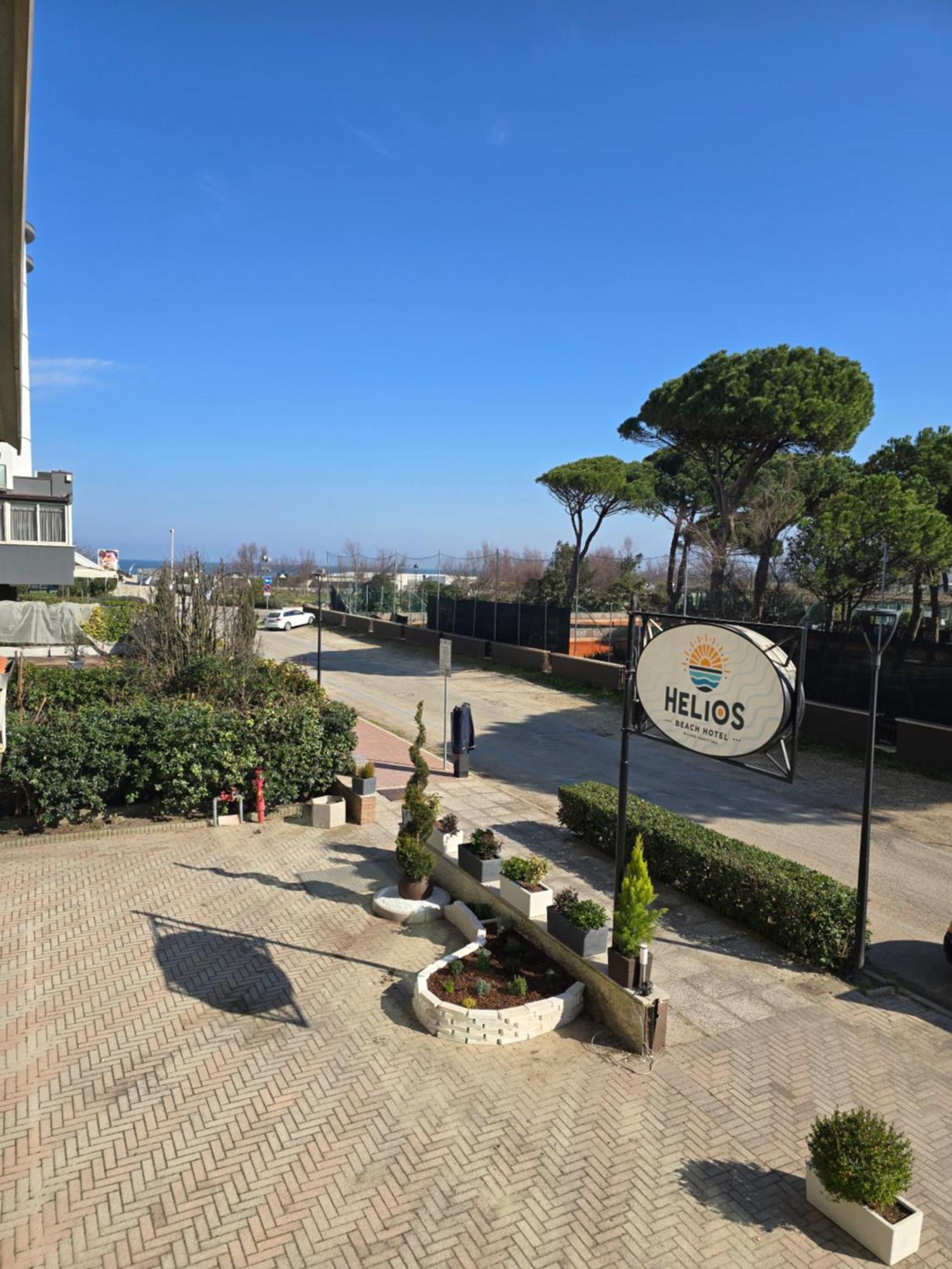 Hotel Helios Beach Milano Marittima Dış mekan fotoğraf