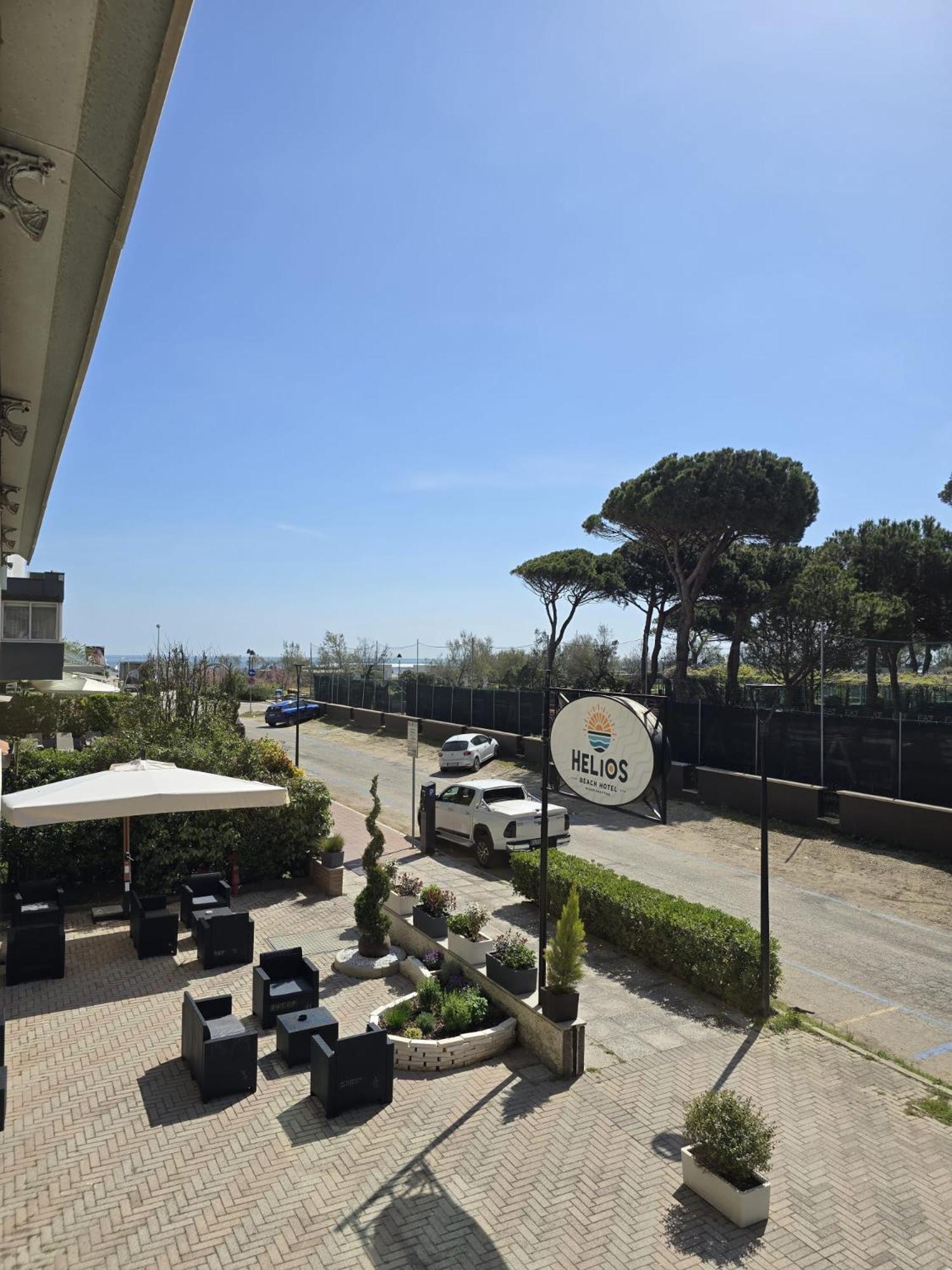 Hotel Helios Beach Milano Marittima Dış mekan fotoğraf
