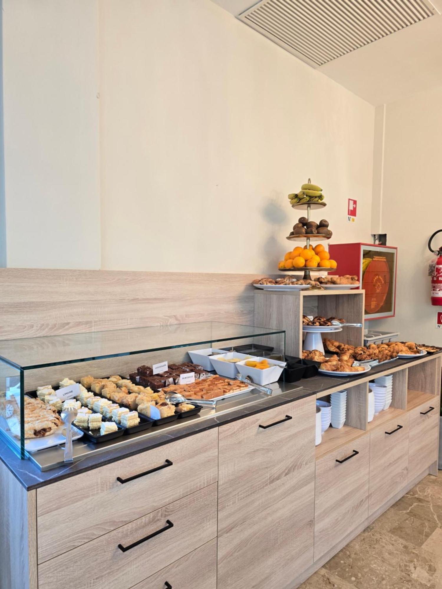 Hotel Helios Beach Milano Marittima Dış mekan fotoğraf