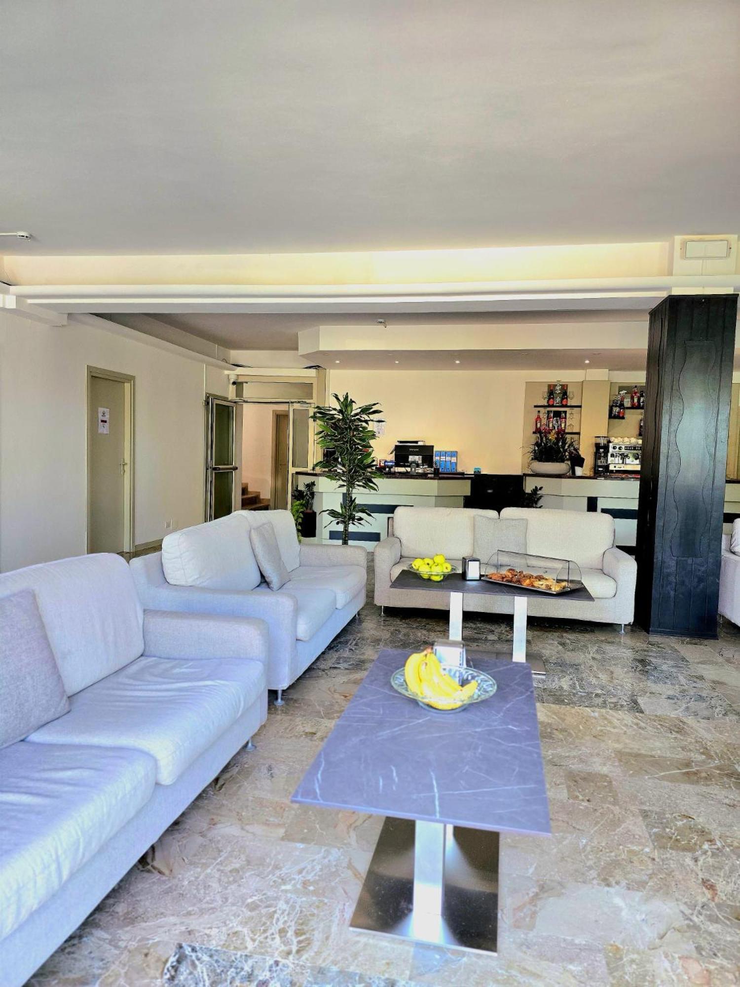 Hotel Helios Beach Milano Marittima Dış mekan fotoğraf